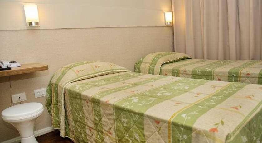 Vicz Hotel Κουριτίμπα Εξωτερικό φωτογραφία